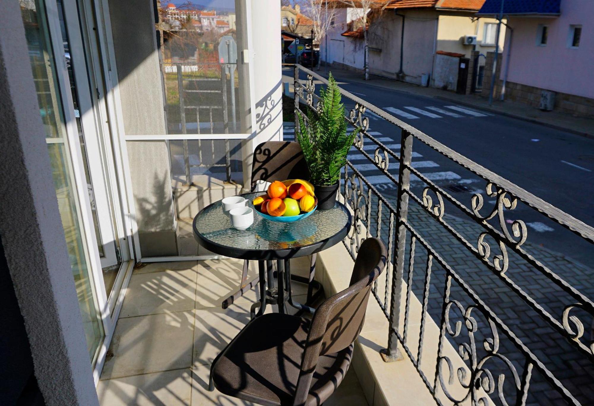 Апартаменти Атеа На Плажа - Apartments Atea On The Beach Obzor Exterior photo